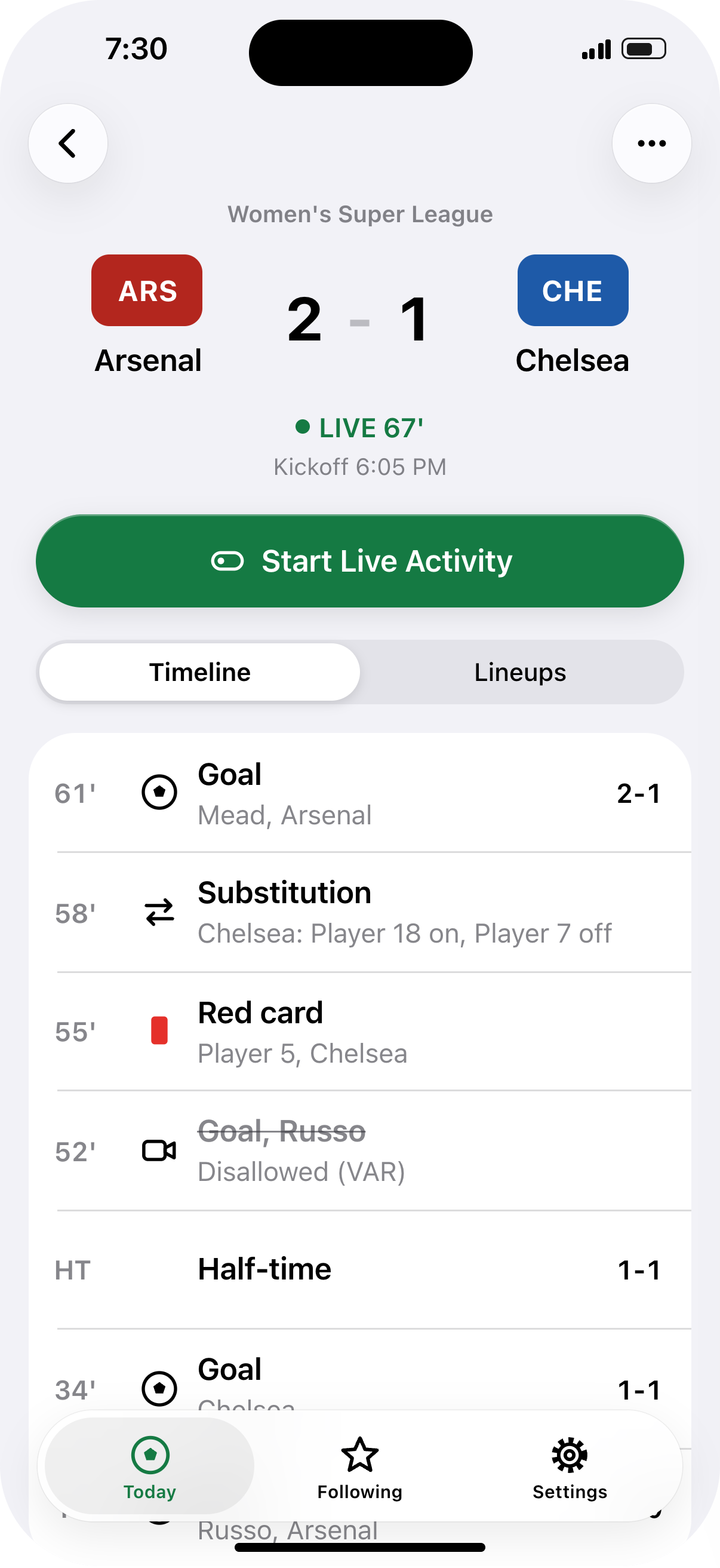 Match detail screen with the score, minute and a timeline of goals and cards.